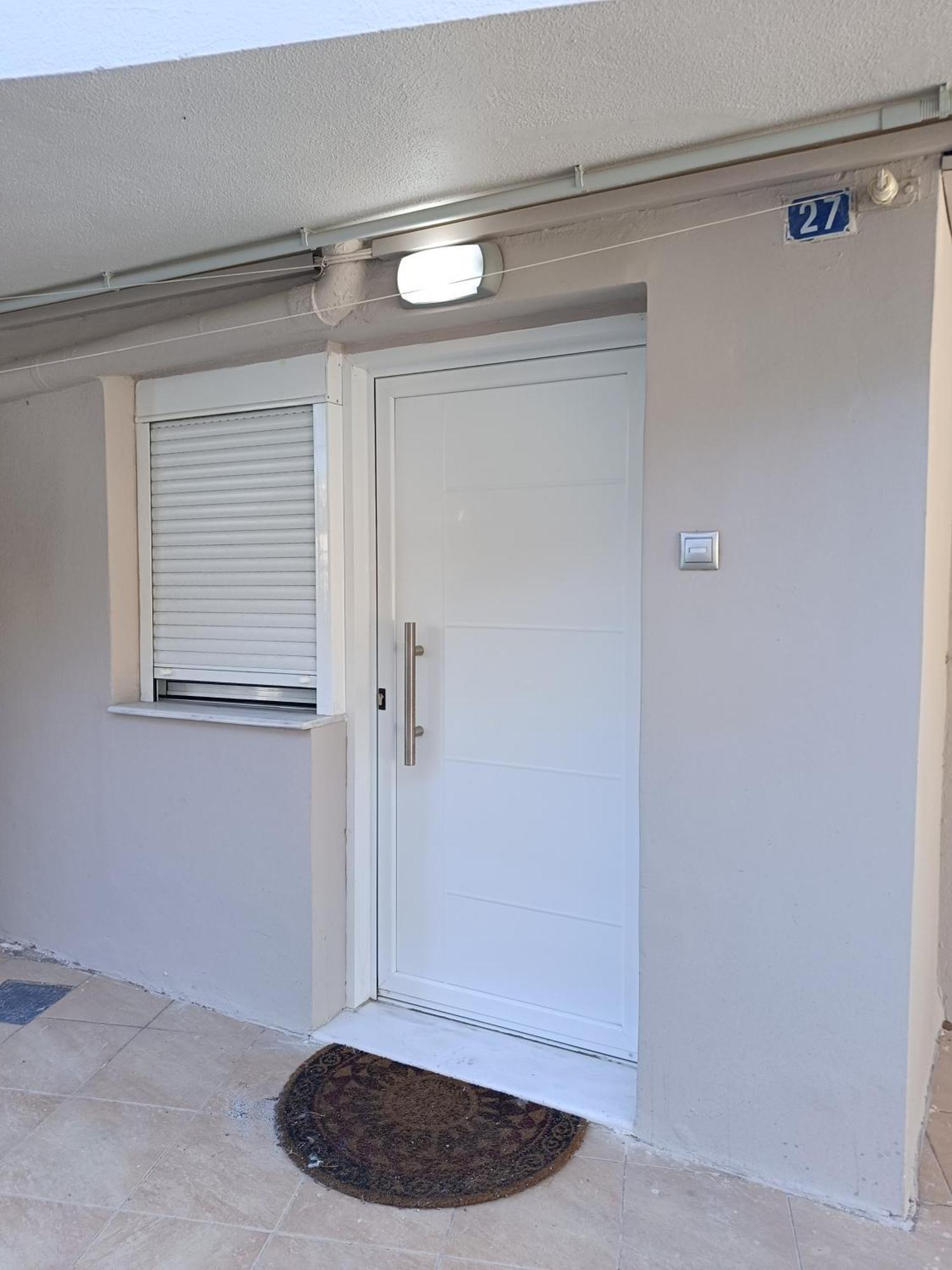 Marina'S Seacret Apartment Corinth Dış mekan fotoğraf